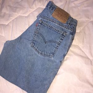🌟 Levi’s vintage mom jeans 🌟